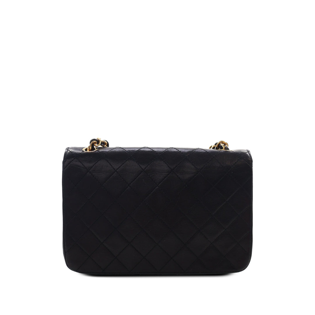 Chanel Circle CC Rabat simple Mini Cuir d'agneau Noir – vue 2 – GABY PARIS
