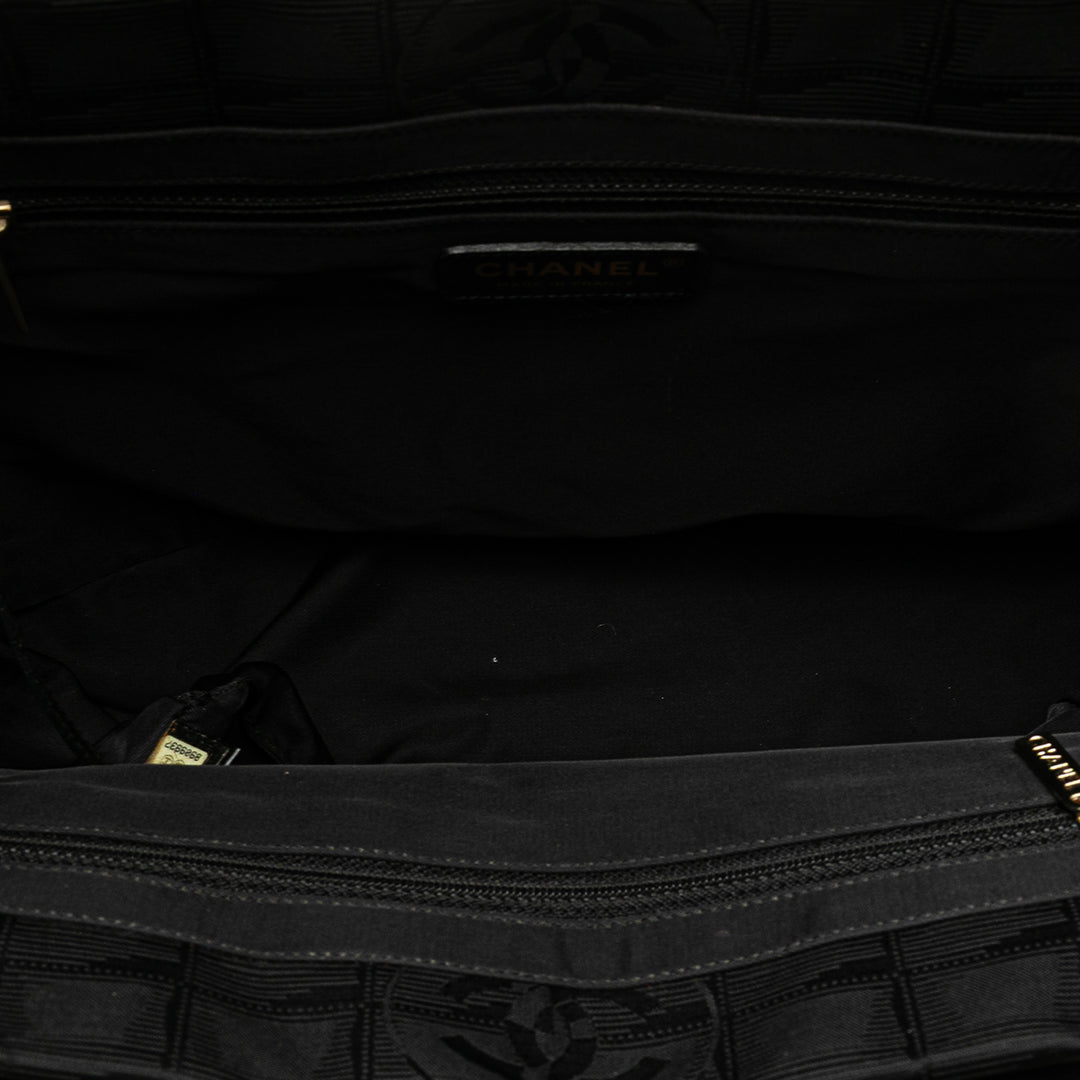 Nylon New Travel Line Tote Black - Gaby Paris
