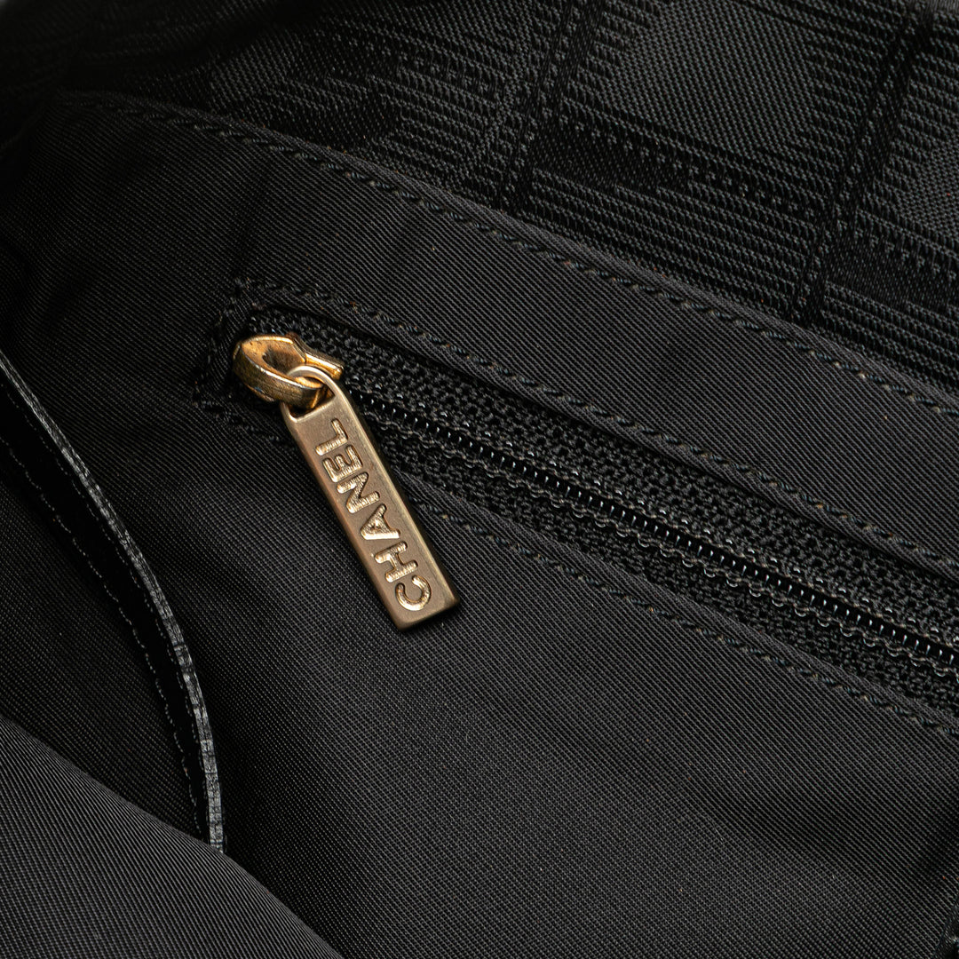 Nylon New Travel Line Tote Black - Gaby Paris