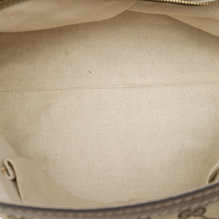 Gucci Sac à main GG Bella à rabat Beige – vue 4 – GABY PARIS