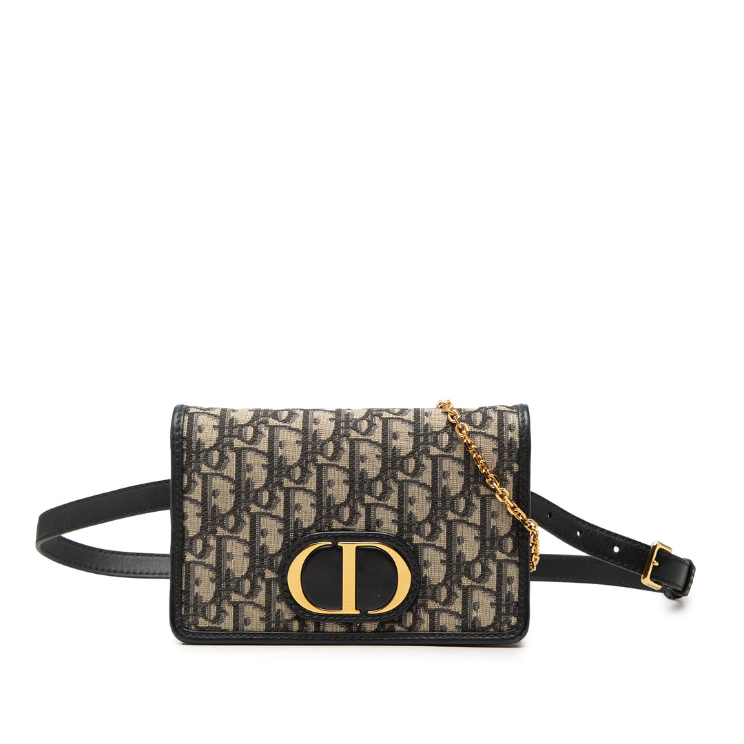 Dior 30 Montaigne 2 in 1 Pochette Oblique Bleu – vue principale – GABY PARIS