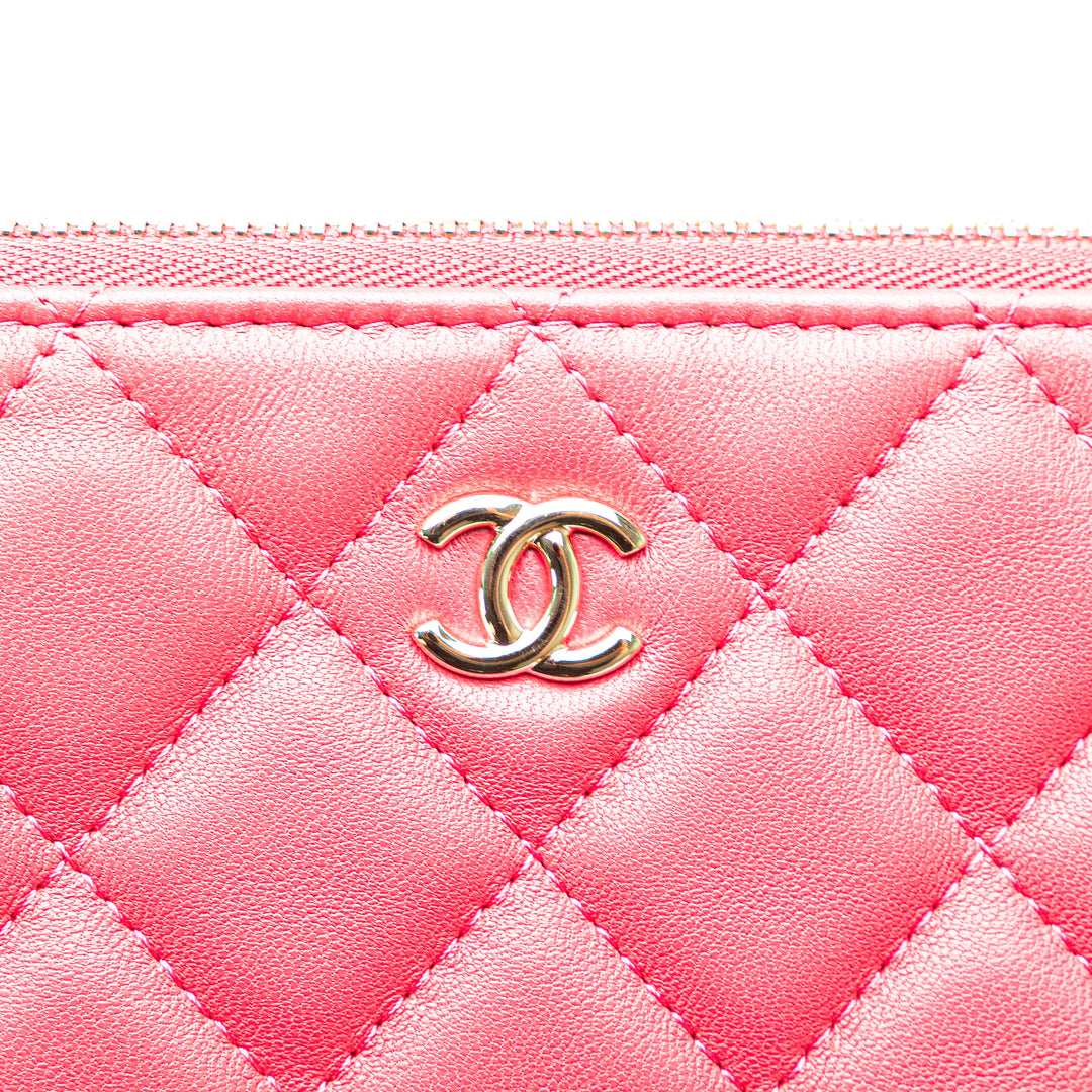 Large Quilted Lambskin O Case Clutch Pink - Gaby Paris