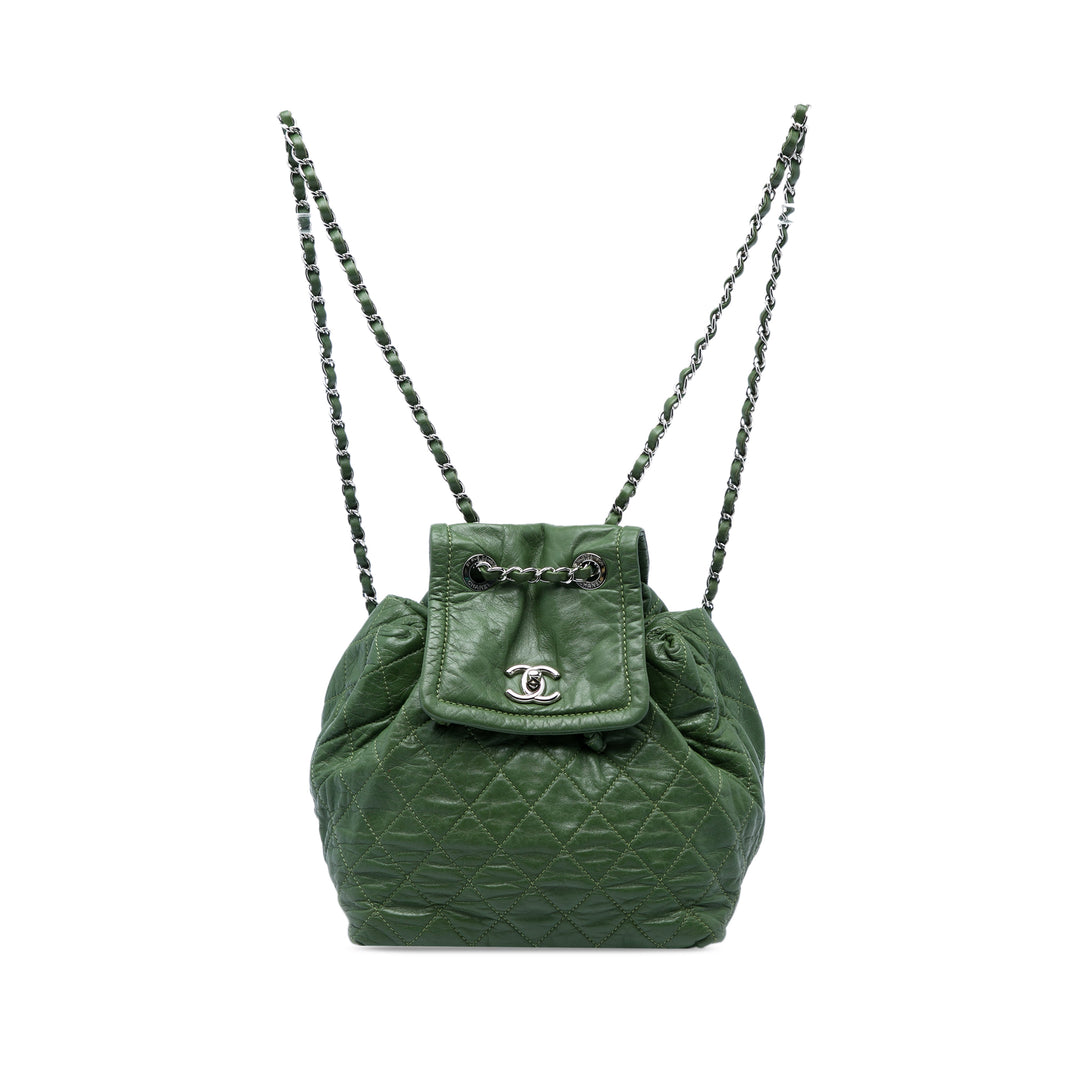 Chanel Matelassé vieilli Beijing 2 in 1 Sac à dos Cuir de veau Vert