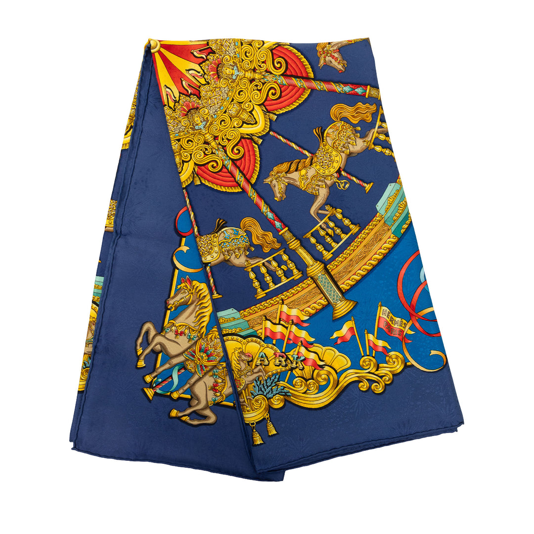 Hermès Carré Luna Park 90 Bleu – vue principale – GABY PARIS