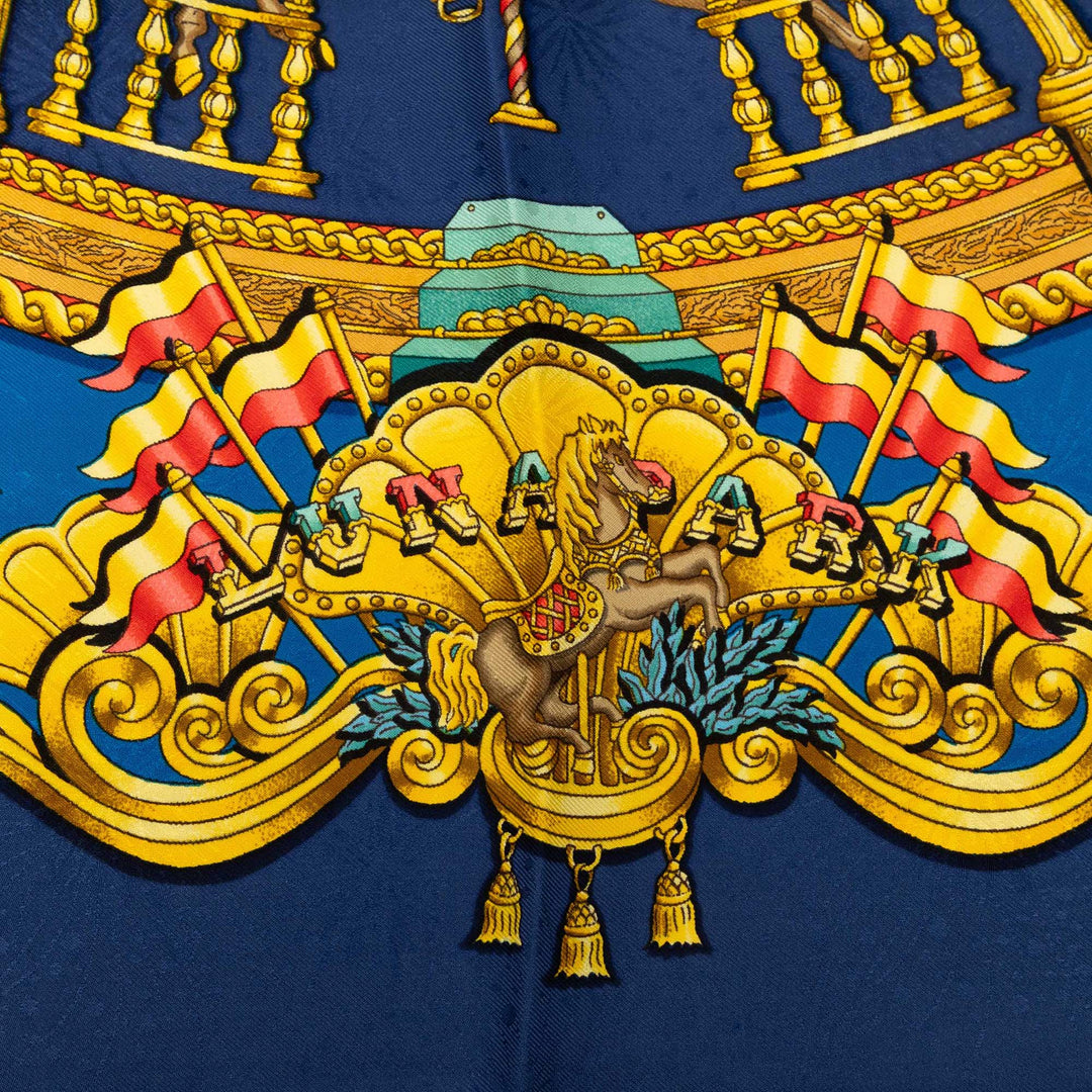Hermès Carré Luna Park 90 Bleu – vue 4 – GABY PARIS