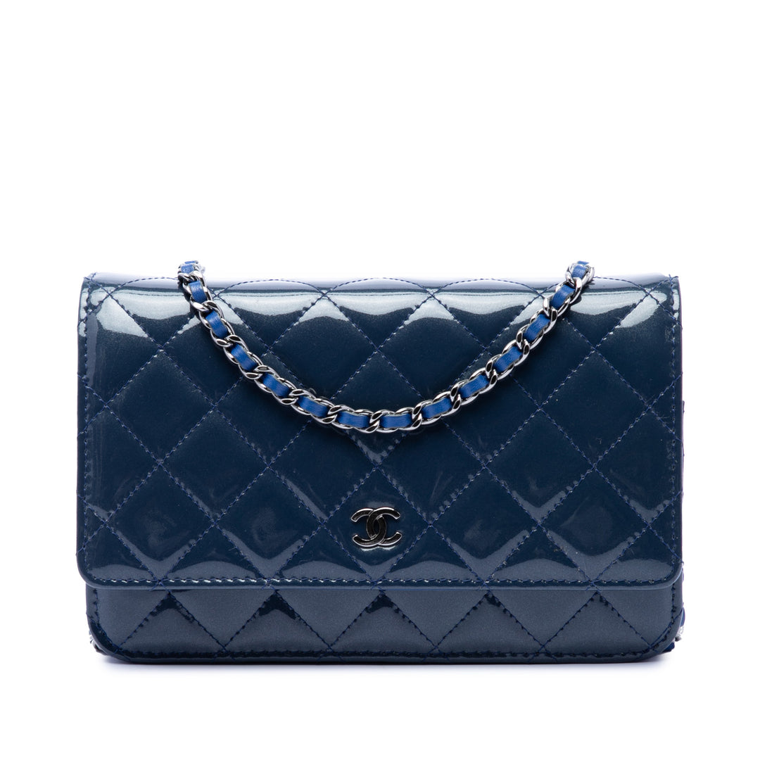 Chanel CC Matelassé Cuir verni Wallet on Chain