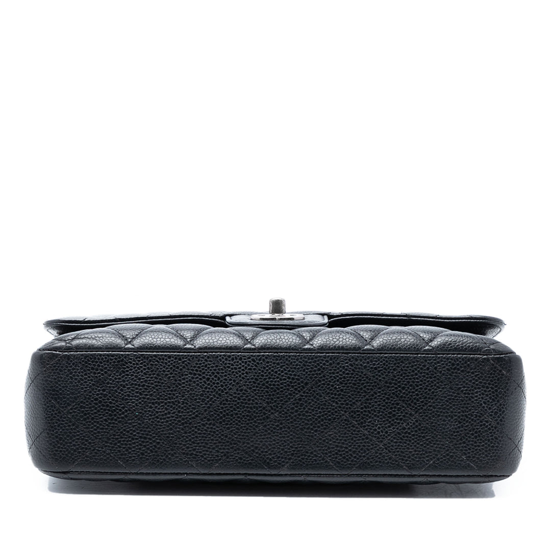 Chanel Medium Classic Caviar Double rabat