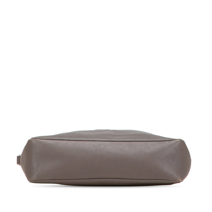 Saint Laurent Small Cuir d’agneau Monogram Lou Sac caméra Gris – GABY PARIS Authentique