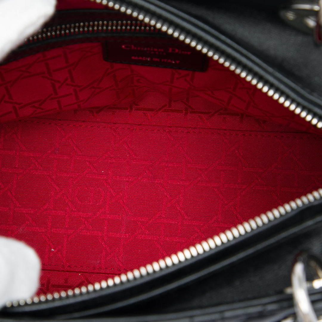 Dior Medium Cuir d’agneau Cannage Lady Dior