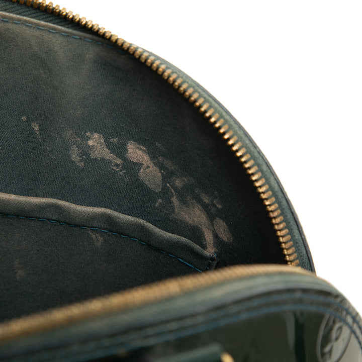 Louis Vuitton Alma PM Cuir verni Monogram Bleu – vue 7 – GABY PARIS