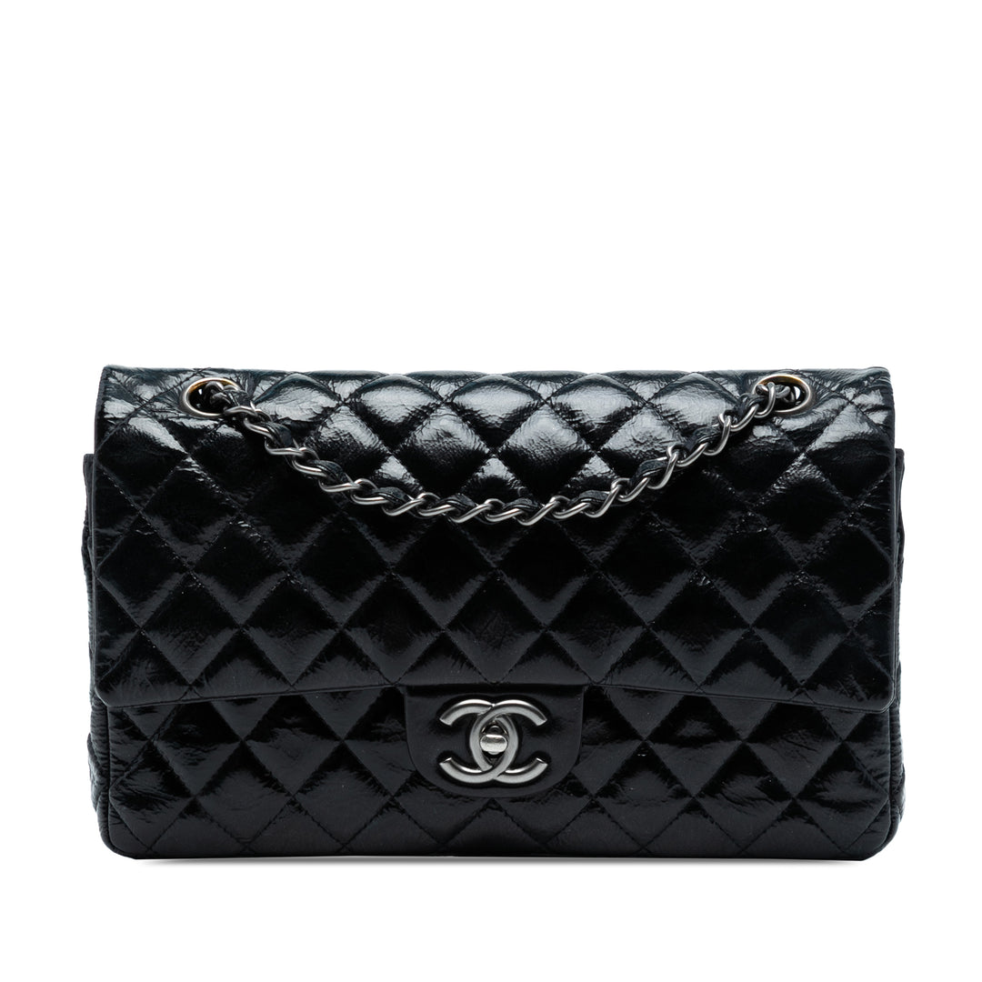 Chanel Medium Classic Crinkled Cuir verni Double rabat Bleu – GABY PARIS Authentique