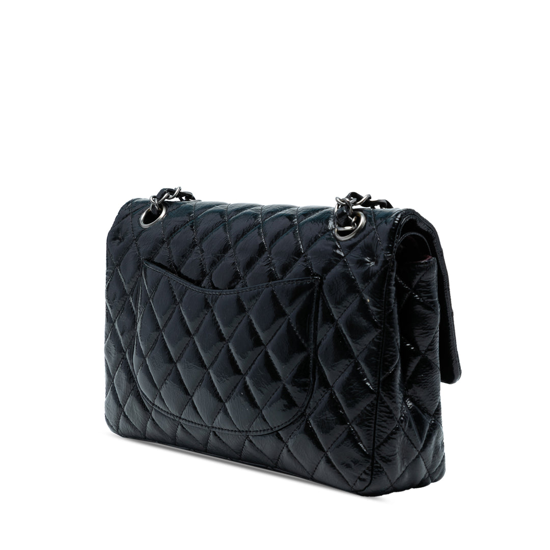 Chanel Medium Classic Crinkled Cuir verni Double rabat Bleu – GABY PARIS Authentique
