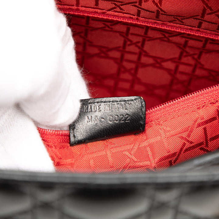 Dior Large Cuir d’agneau Cannage Lady Dior