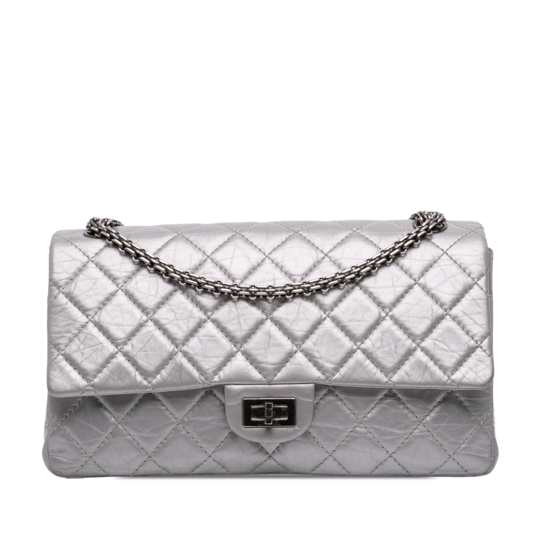 Chanel Matelassé vieilli Reissue 2.55 Double Compartment Rabat simple 226 Cuir de veau