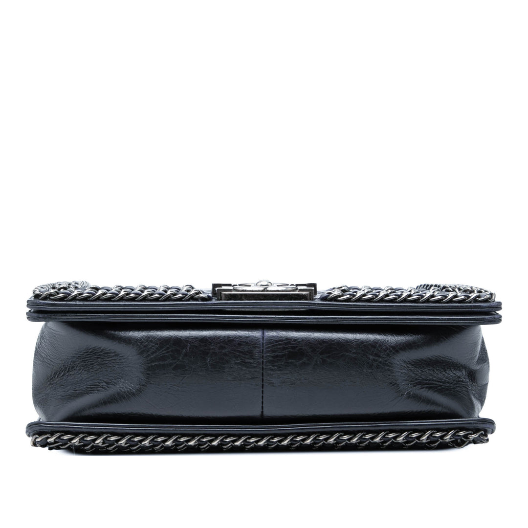 Chanel Old Medium Matelassé Glazed Cuir de veau Sac rond à chaîne Boy à rabat
