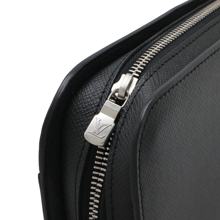 Louis Vuitton Taiga Pochette Baikal