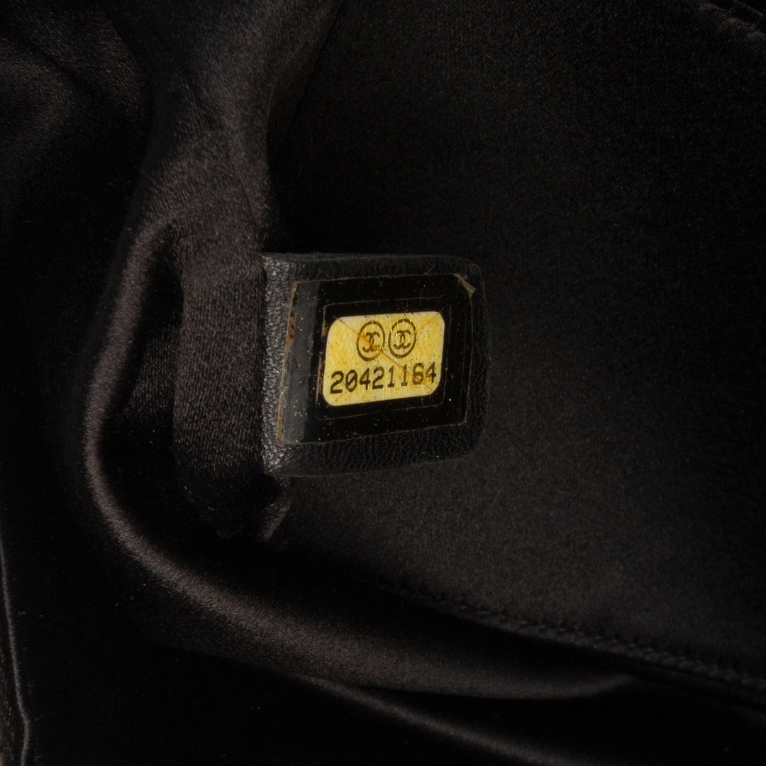 Chanel Matelassé Laminated Fabric Chain Evening Sac porté croisé