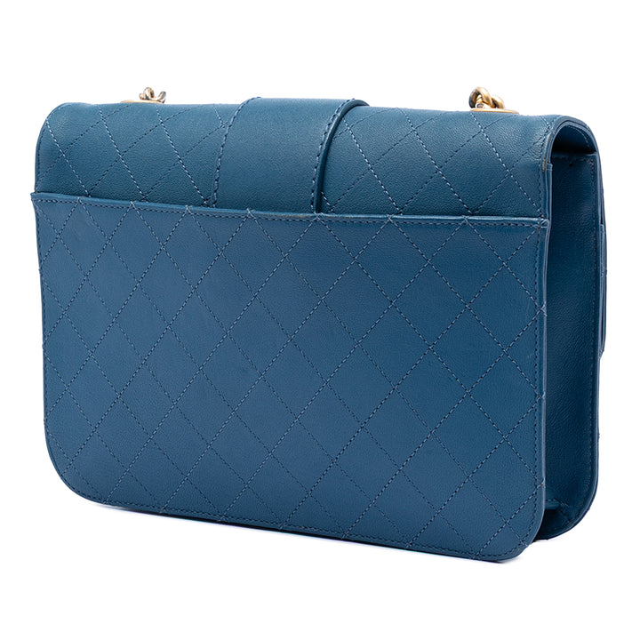 Chanel Large Matelassé Sheepskin Front Chain à rabat