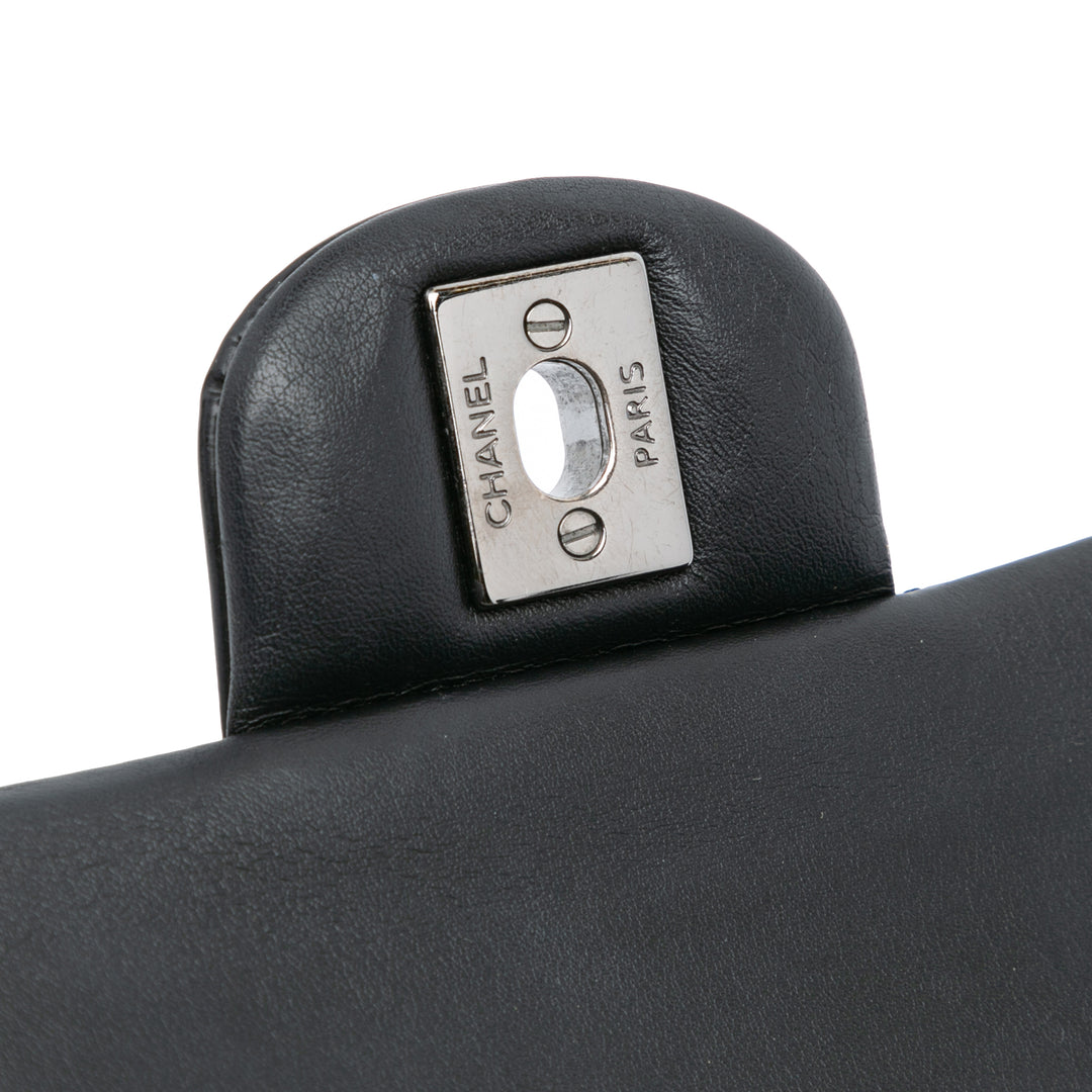 Medium Classic Patent Double Flap Black - Gaby Paris