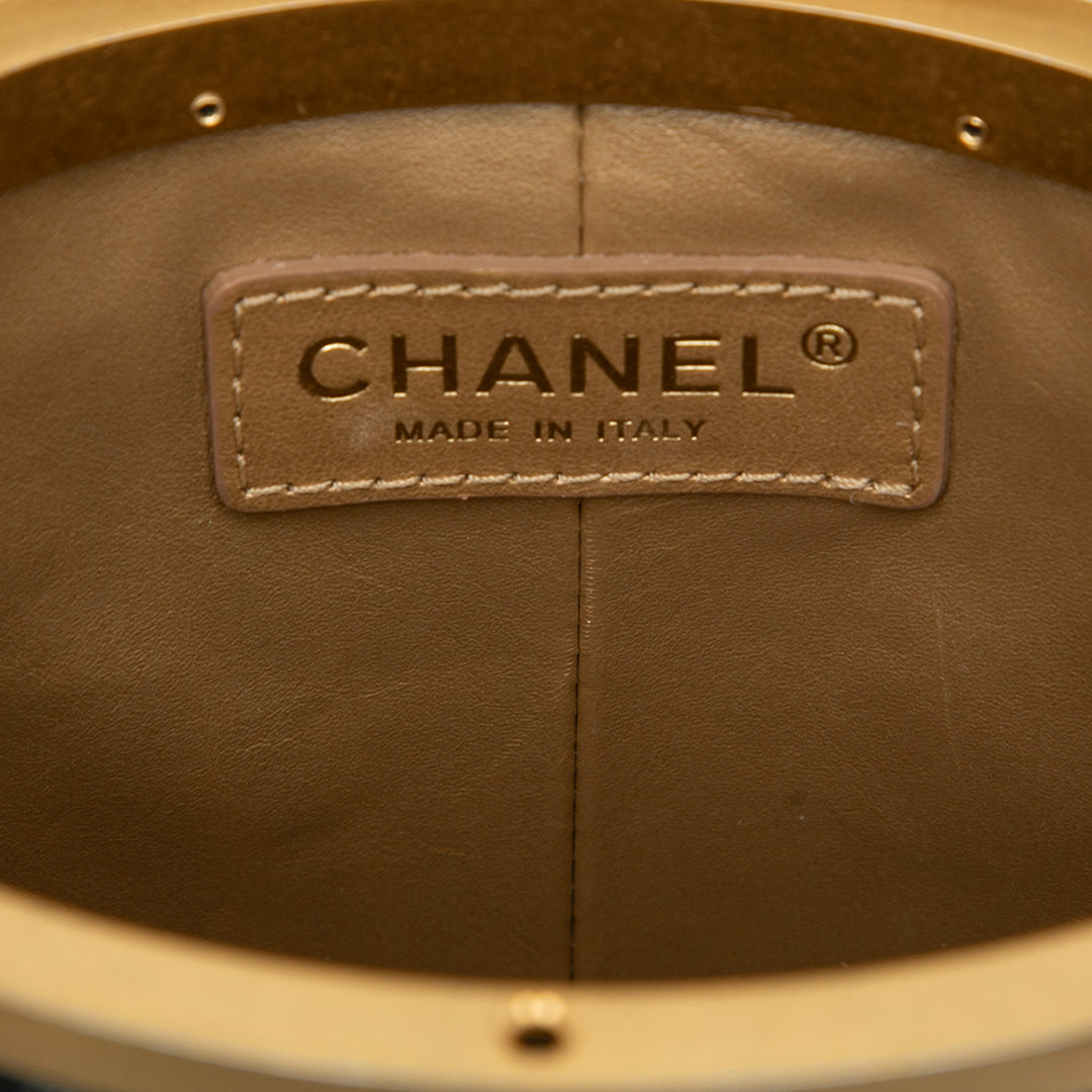Chanel Small Matelassé Cuir d’agneau Crown Boîte Bag