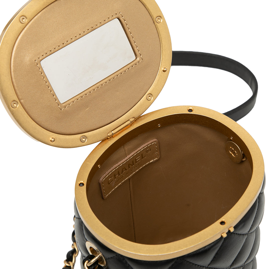 Chanel Small Matelassé Cuir d’agneau Crown Boîte Bag