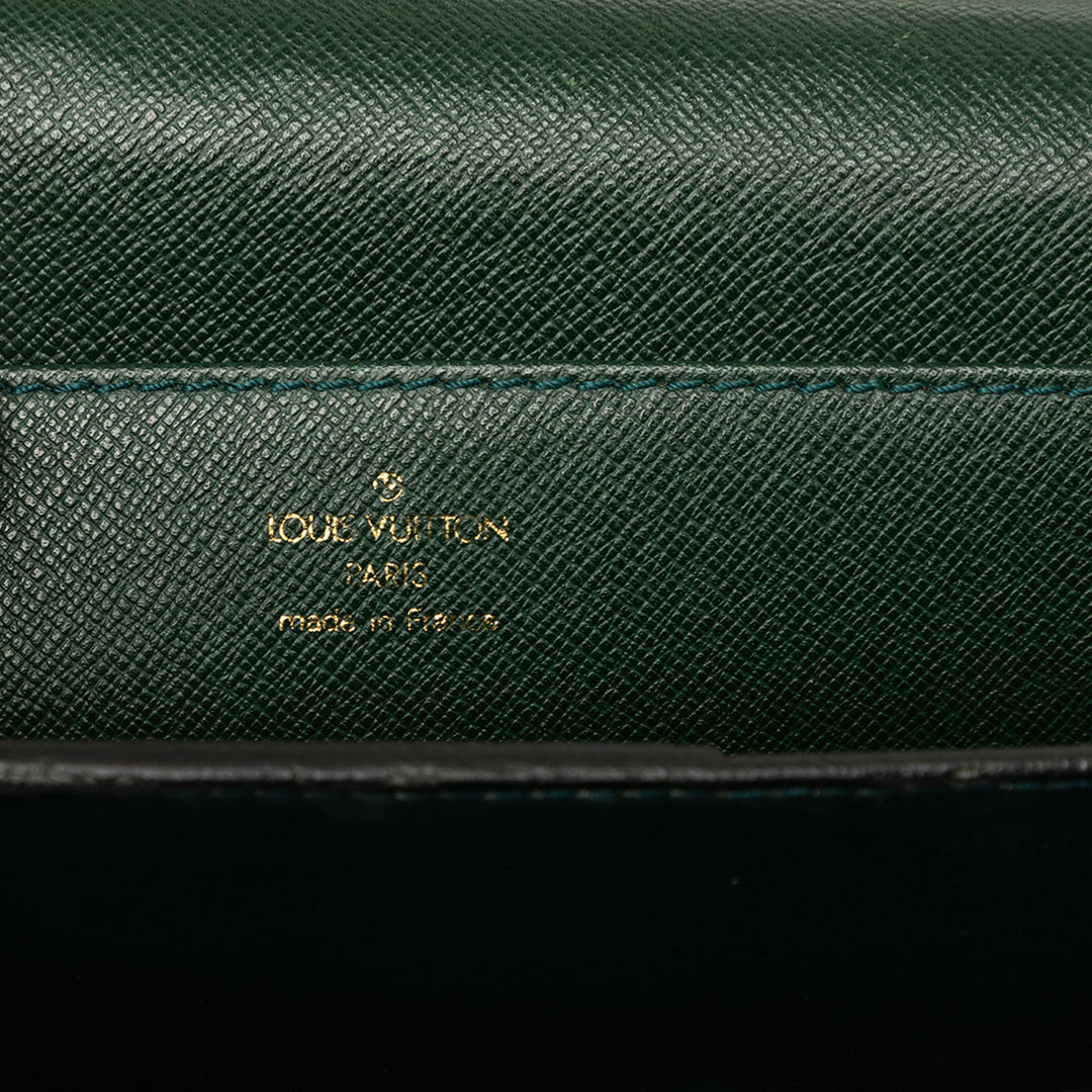 Louis Vuitton Taiga Moskova Porte-documents Vert – vue 5 – GABY PARIS