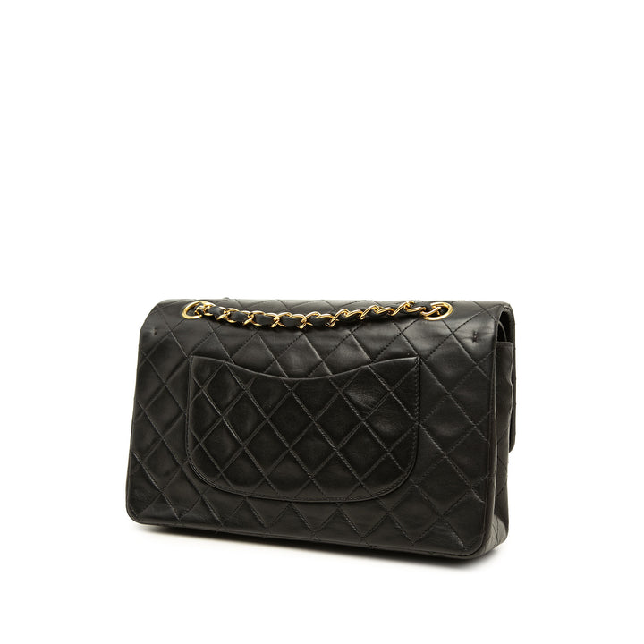 Chanel Sac porté épaule Classic Double rabat Moyen Cuir d'agneau Noir – vue 2 – GABY PARIS
