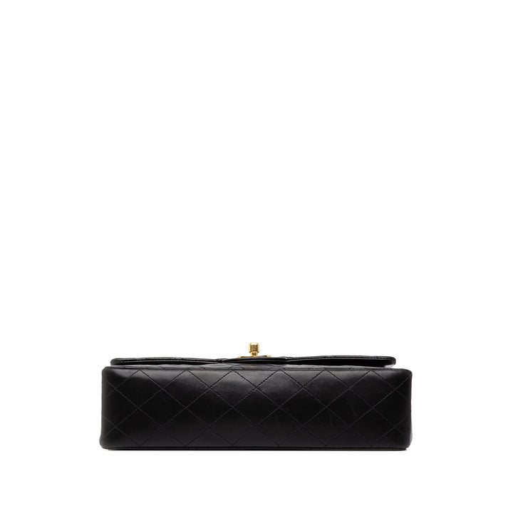 Chanel Sac porté épaule Classic Double rabat Moyen Cuir d'agneau Noir – vue 3 – GABY PARIS