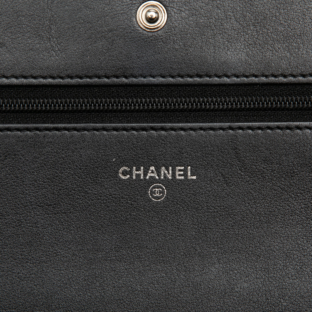 Chanel Bicolore Boy Wallet on Chain Cuir de veau