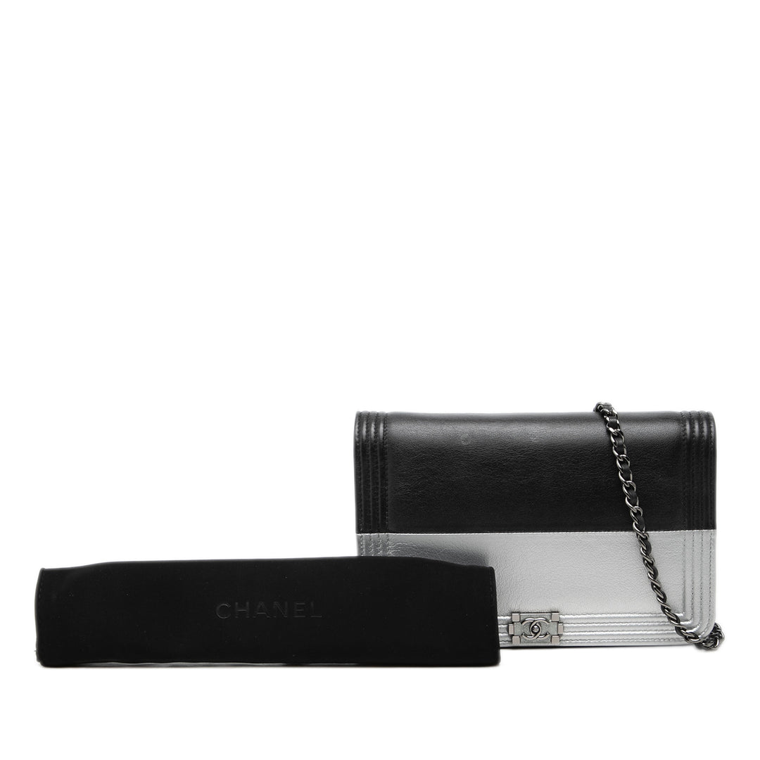 Chanel Bicolore Boy Wallet on Chain Cuir de veau