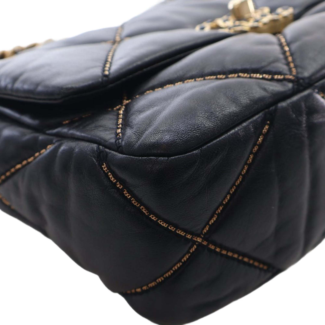 Chanel Medium Cuir d’agneau 19 à rabat