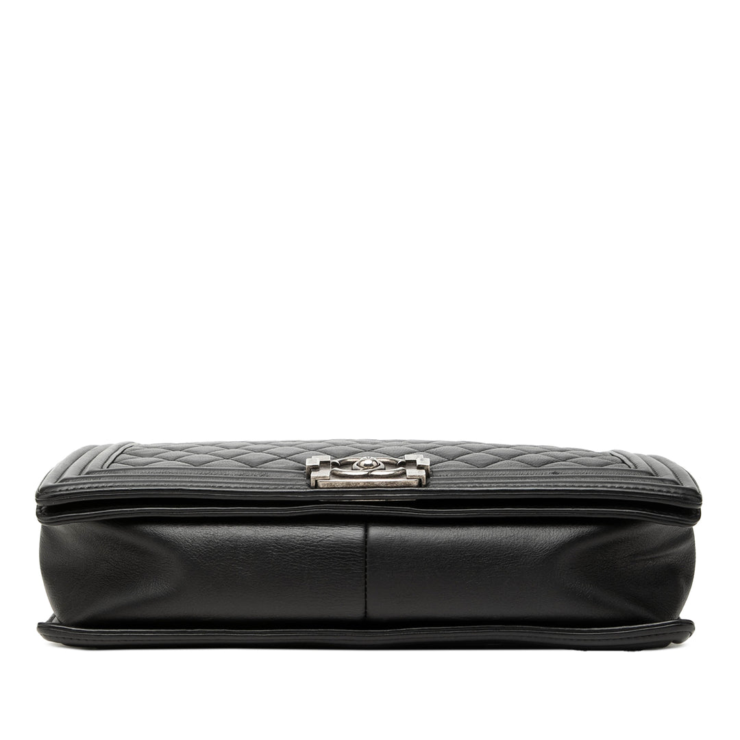 Chanel Large Matelassé Cuir d'agneau Boy à rabat
