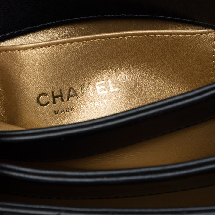 Chanel Sac à main Matelassé Trendy Spirit à Petit Cuir d'agneau Noir – vue 5 – GABY PARIS