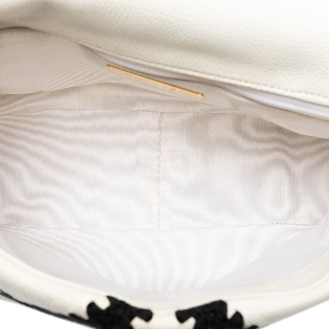 Chanel Medium Crochet Cuir de veau 19 à rabat