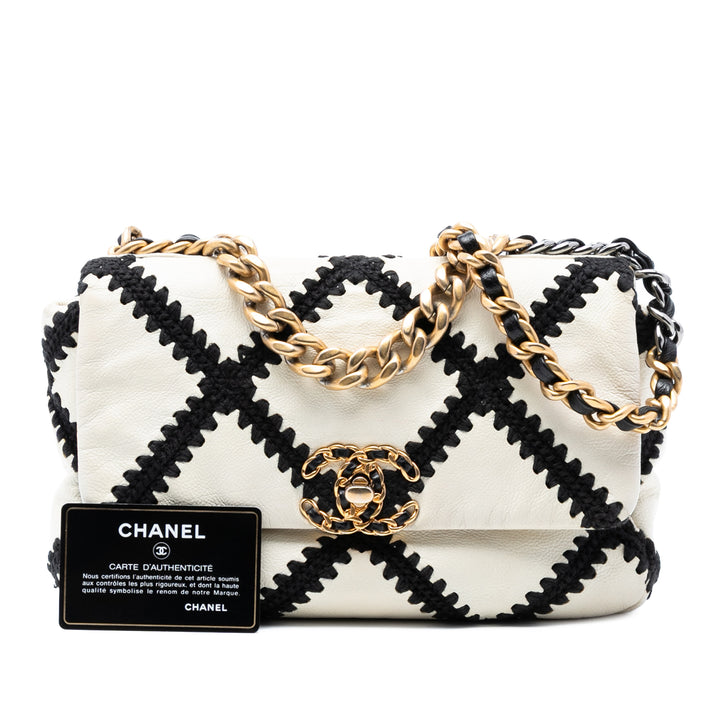 Chanel Medium Crochet Cuir de veau 19 à rabat