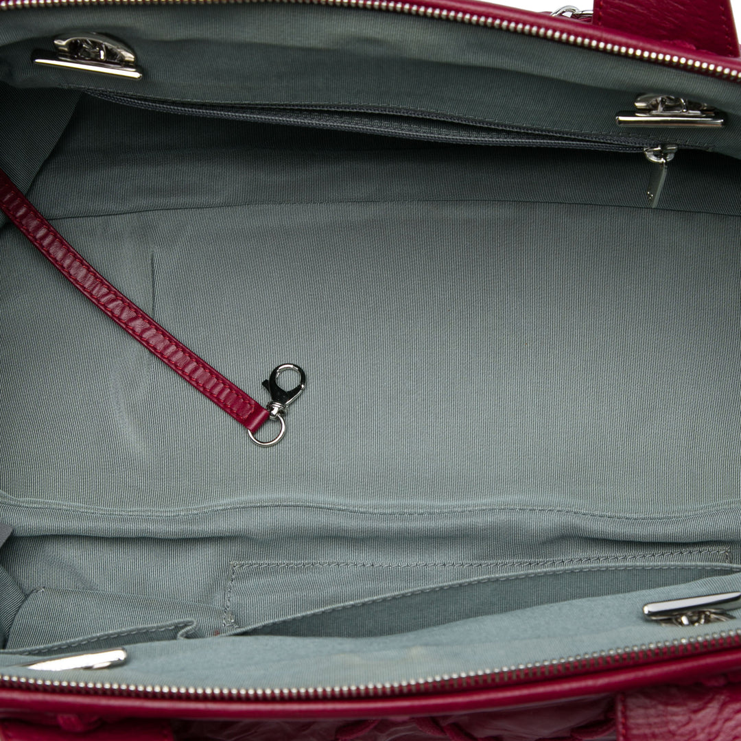 Chanel CC Matelassé froissé Ultra Stitch Sac bowling Cuir de veau Rouge – vue 4 – GABY PARIS