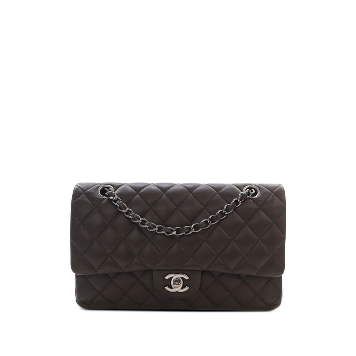 Chanel Classic Double rabat Moyen Cuir d'agneau Marron – vue principale – GABY PARIS