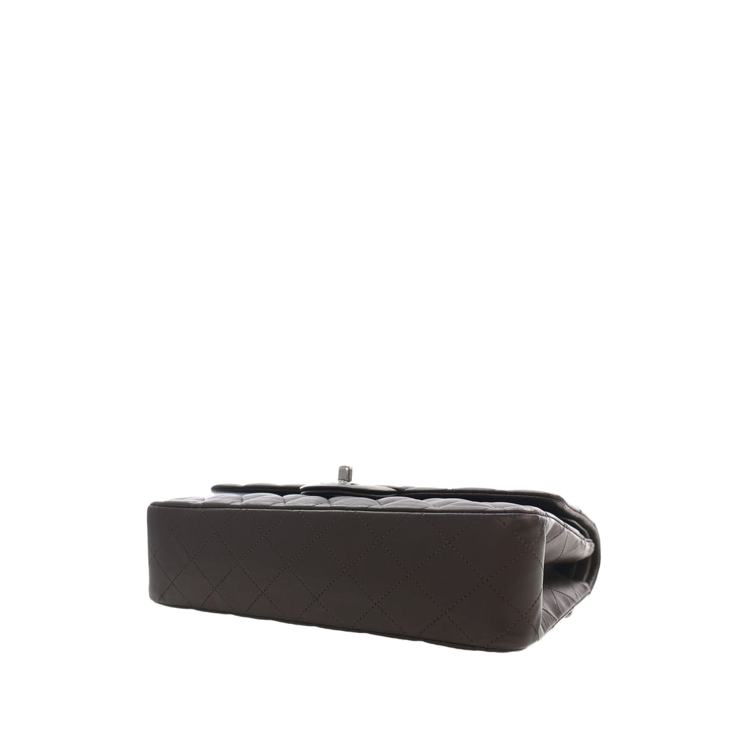 Chanel Classic Double rabat Moyen Cuir d'agneau Marron – vue 12 – GABY PARIS