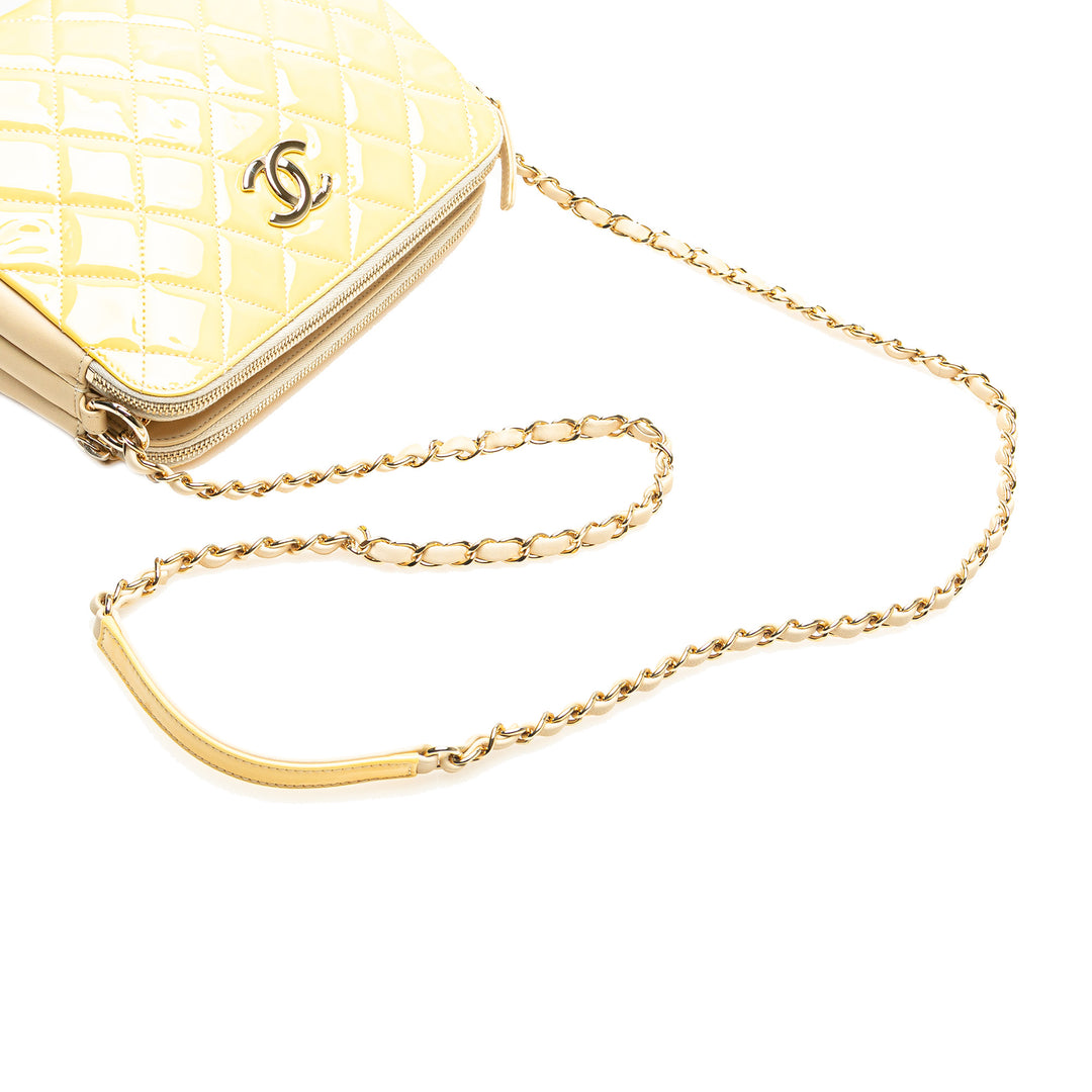 Chanel Matelassé Cuir verni Chain Double Zip Sac porté croisé