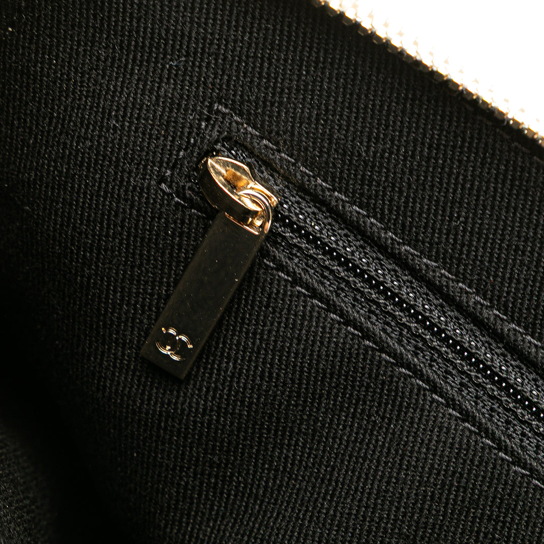 Chanel Matelassé Cuir verni Chain Double Zip Sac porté croisé