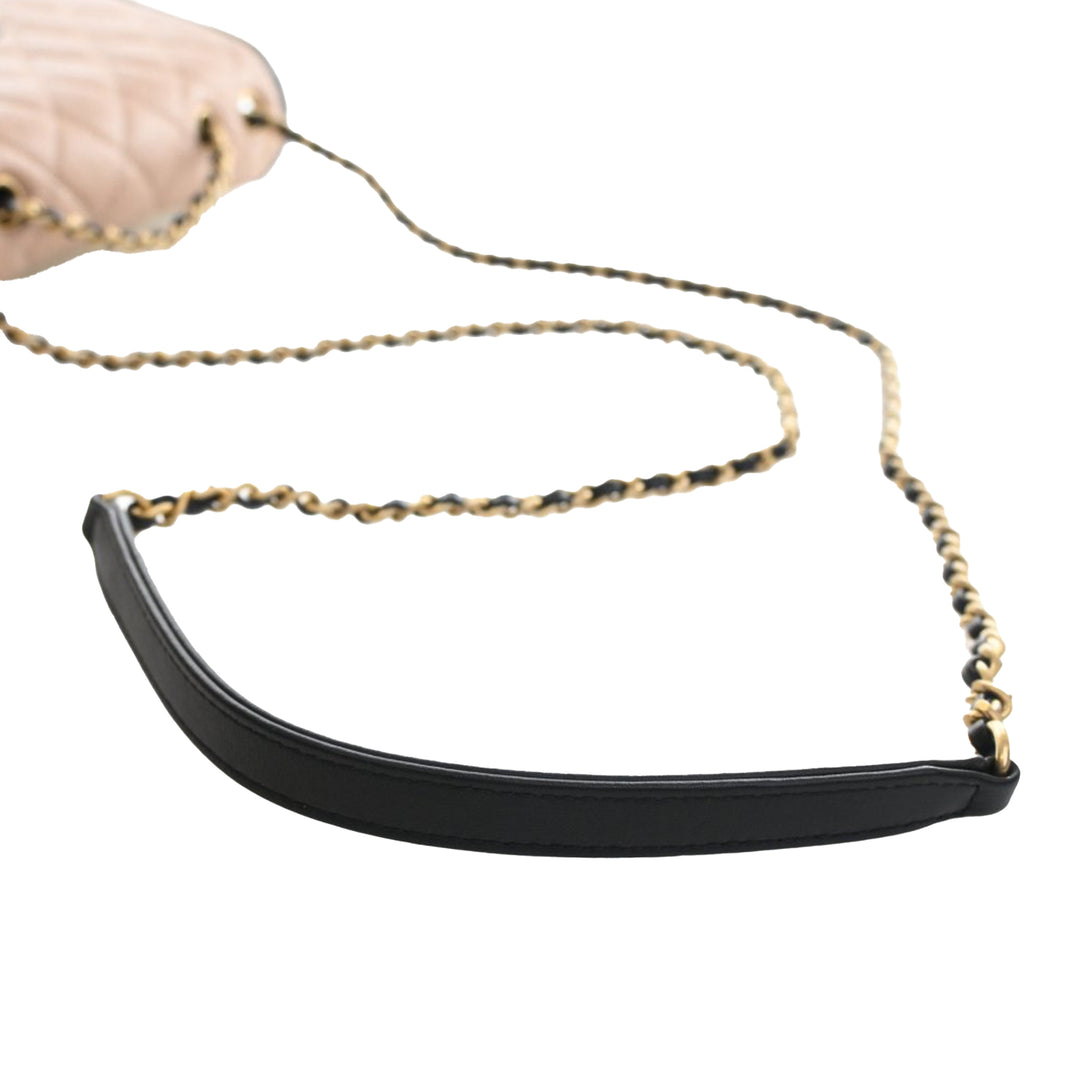 Chanel Small Bicolor Caviar CC Filigree à rabat