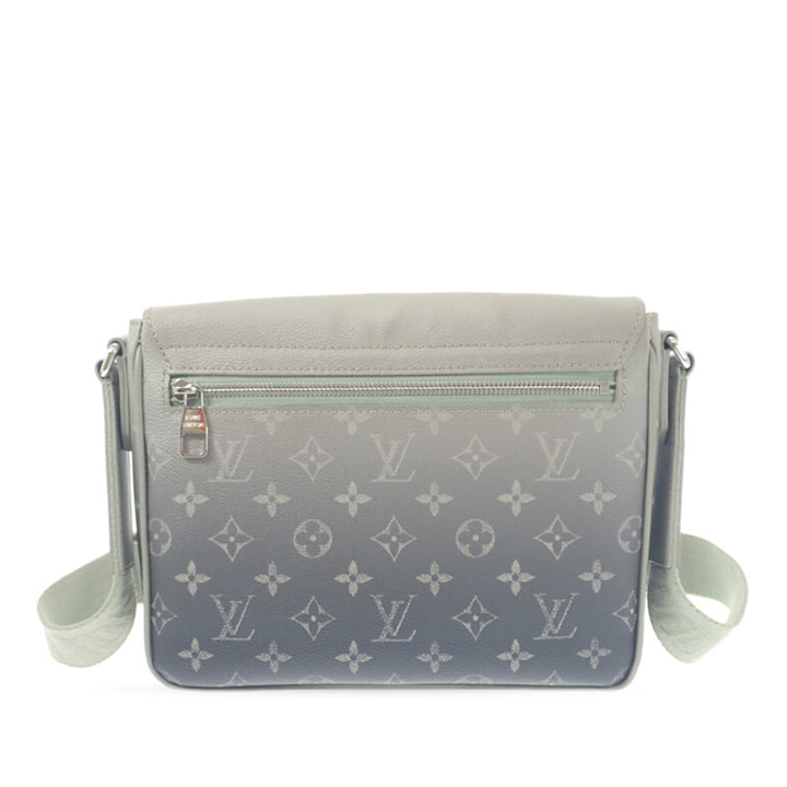 Gradient District PM Monogram Vert