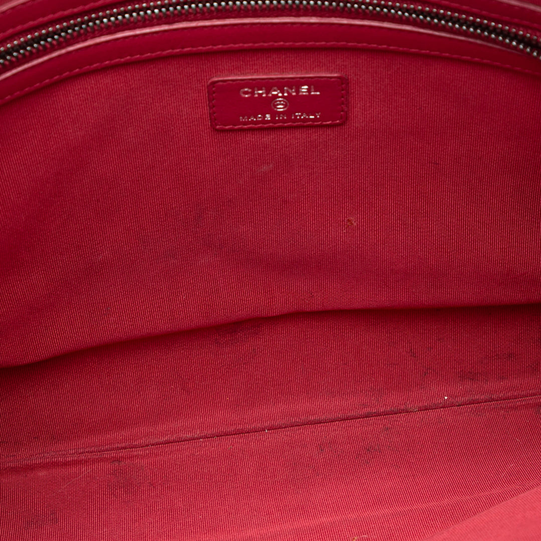 Chanel vieilli Gabrielle O Étui Pochette Grand Cuir de veau