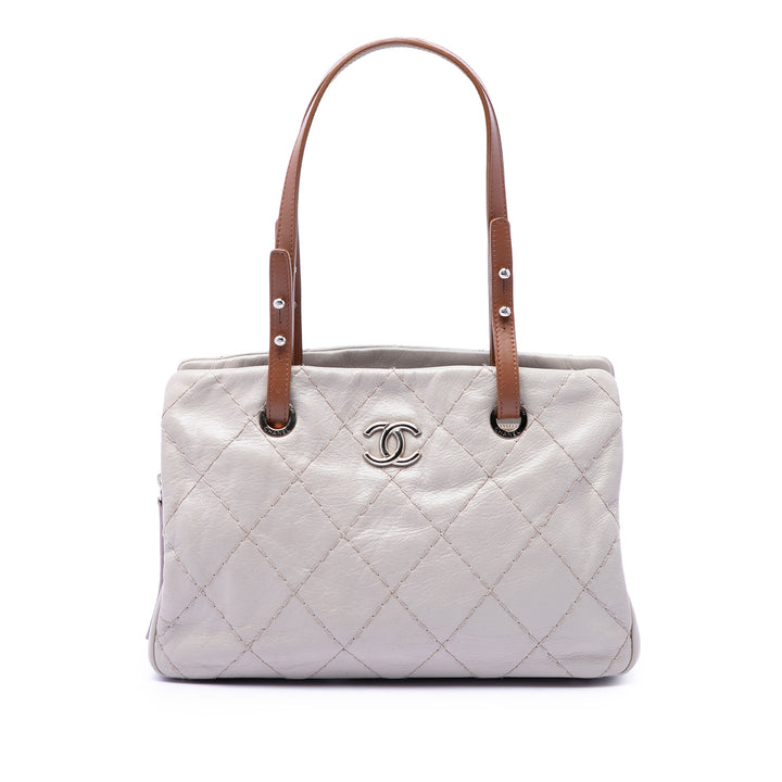 Chanel Glazed Cuir de veau On the Road Cabas