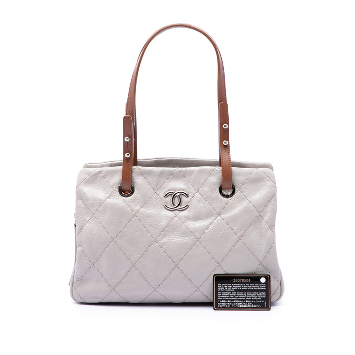 Chanel Glazed Cuir de veau On the Road Cabas