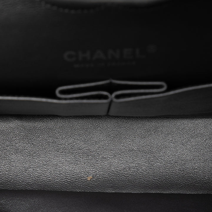 Chanel Medium Classic Iridescent Cuir d’agneau Double rabat