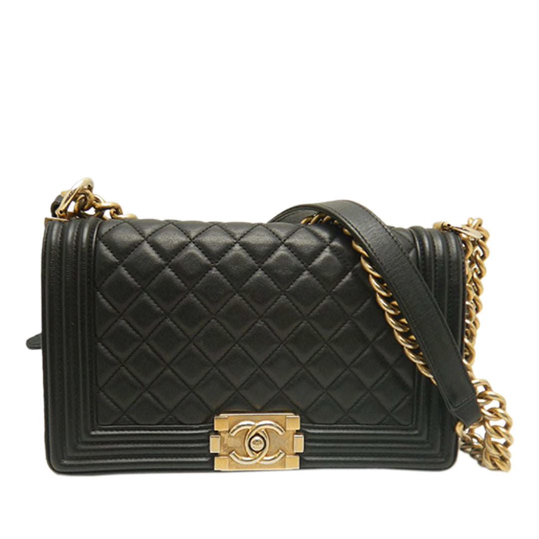 Chanel Old Medium Matelassé Cuir d’agneau Boy à rabat