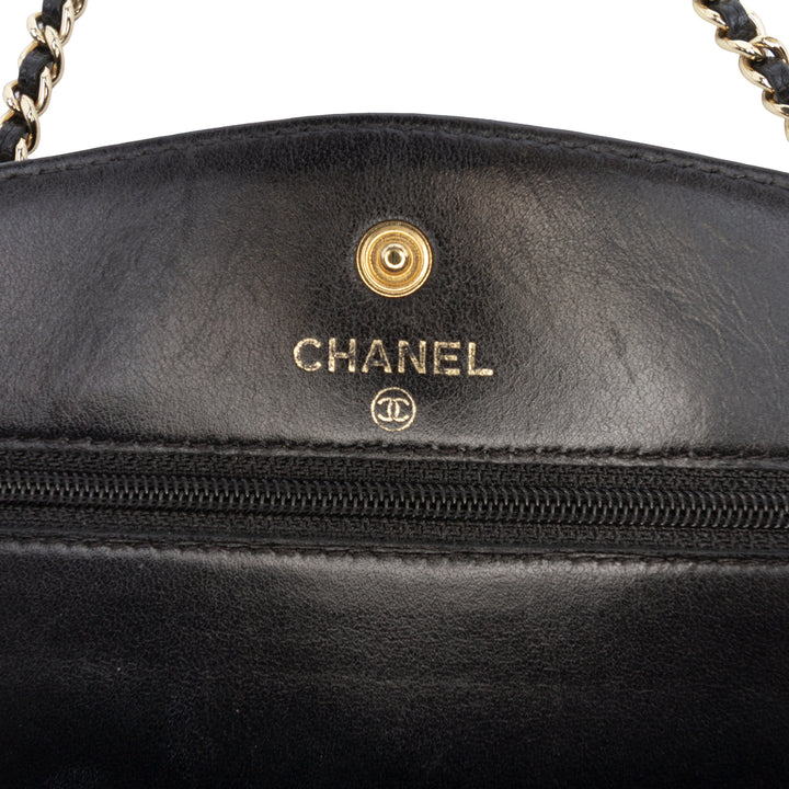 Chanel CC Caviar Wallet on Chain