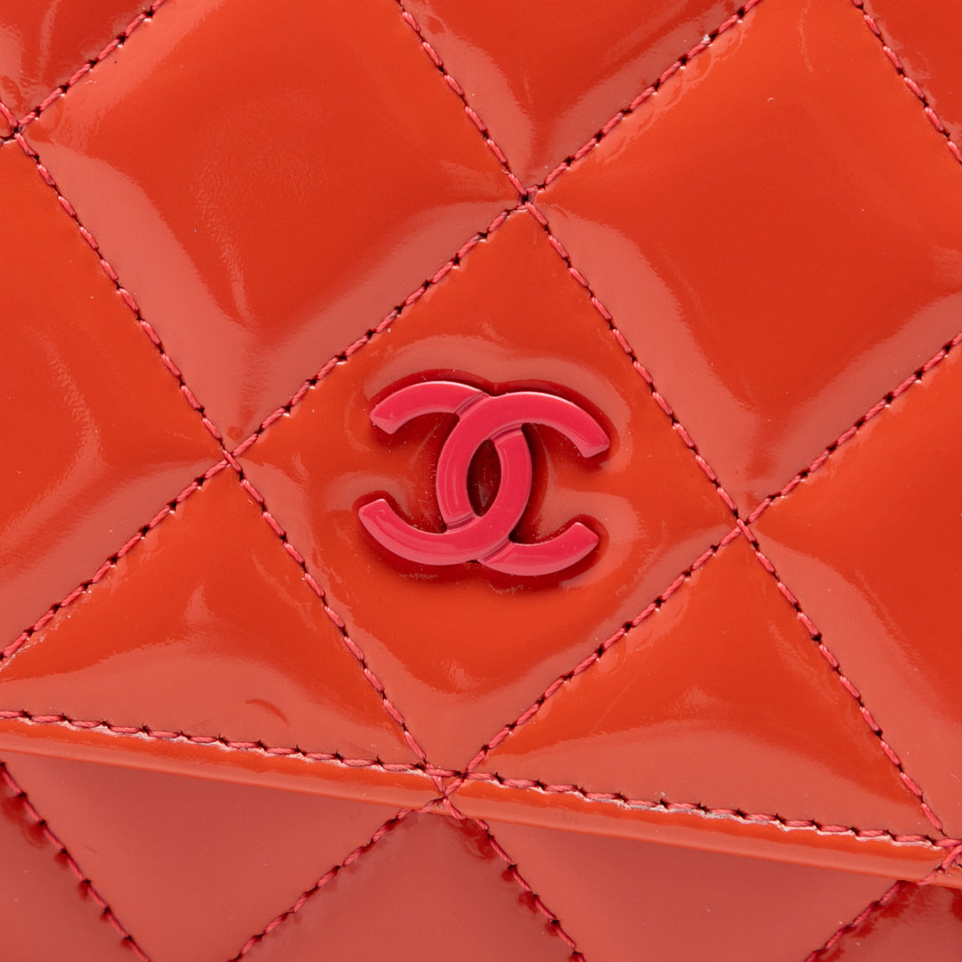 Chanel CC Matelassé Cuir verni Incognito Wallet on Chain
