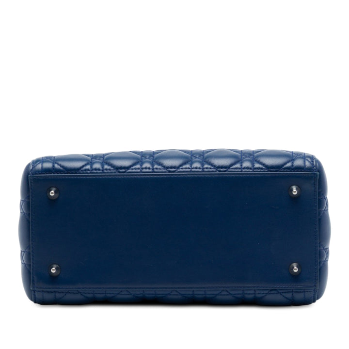 Lady Dior Cannage Moyen Cuir d'agneau Bleu